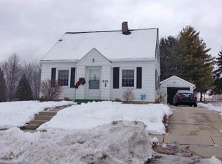 928 Detroit St, Sheboygan Falls, WI 53085
