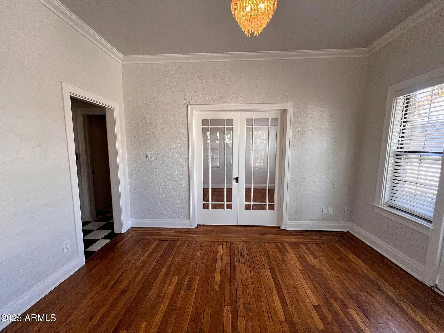 902 E Palm Ln — Photo 4