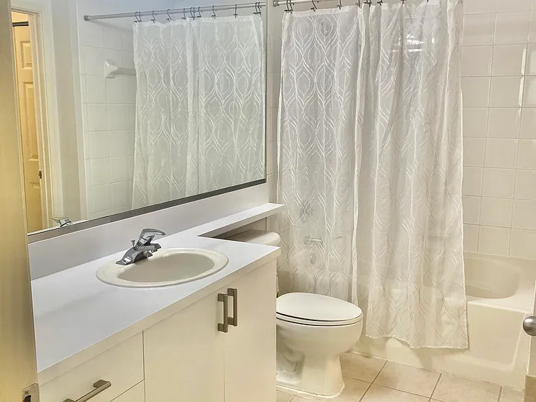 630 Sapodilla Ave #204 — Photo 10