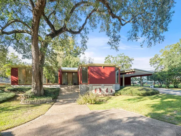 4945 Newcomb Dr, Baton Rouge, LA 70808