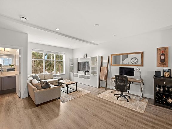 2nd image of 20451 84th Ave #13