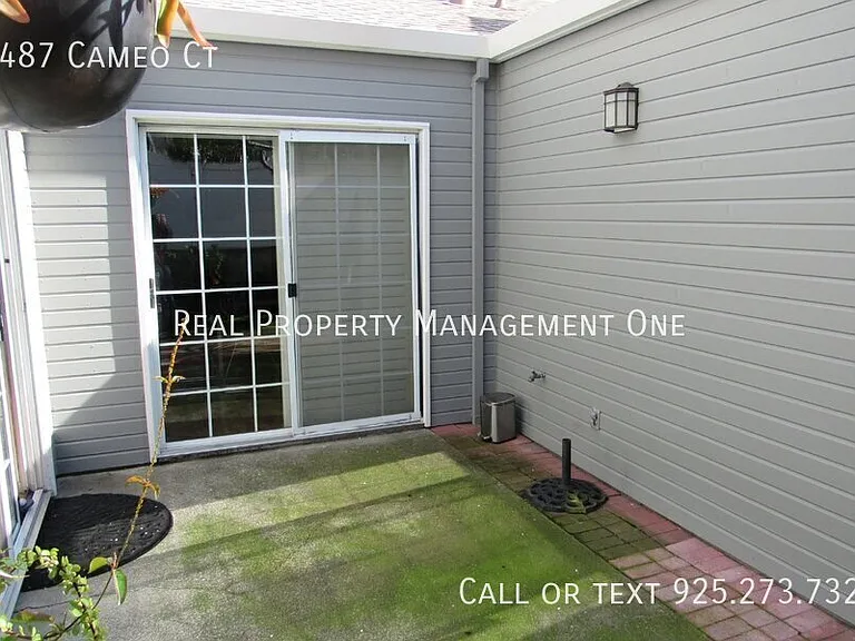5487 Cameo Ct — Photo 4