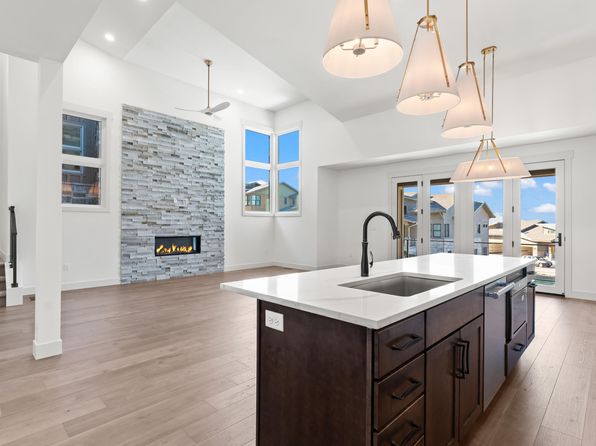 11742 N Shoreline Dr