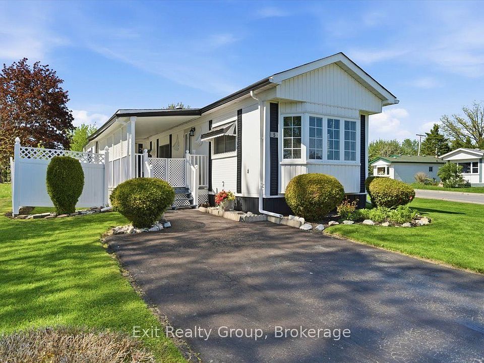 1st image of 5 Chapel Blvd
