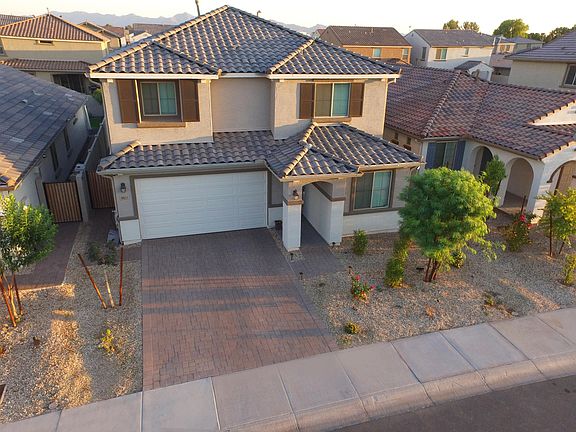 3rd image of 9021 W SAN MIGUEL Avenue