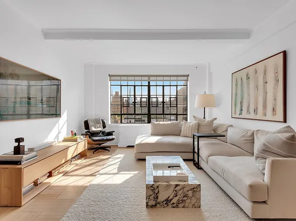 35 W 90th St #9A, Manhattan, NY 10024