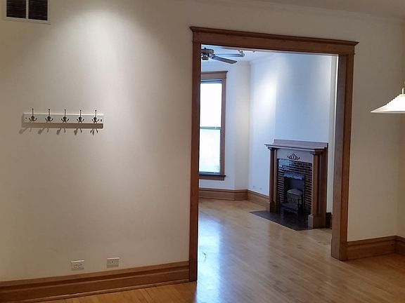 5th image of 3756 N Damen Ave #3