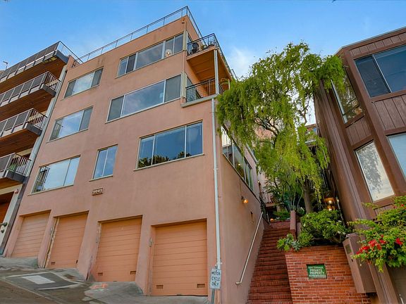 2nd image of 1441 Montgomery St APT 6