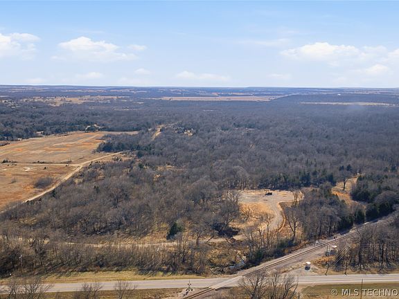 2nd image of 1 W Highway 9