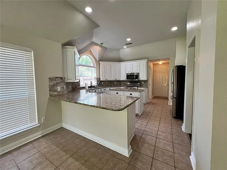 5408 W Redbud St — Photo 14