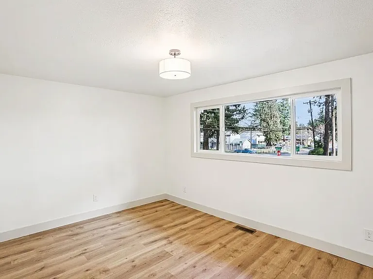 18655 SE Yamhill Cir — Photo 33