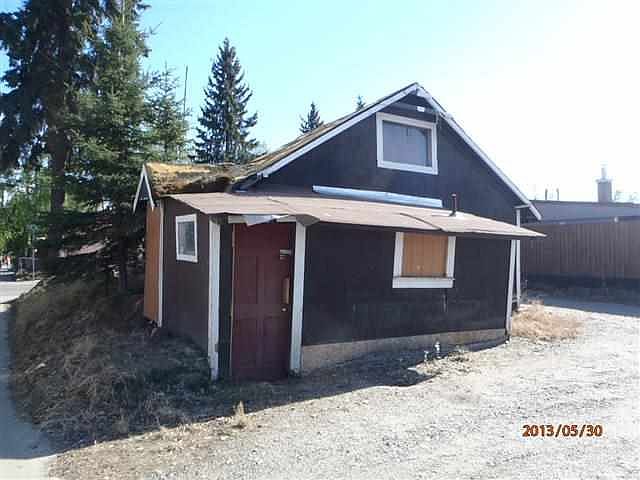 2nd image of 502 8th Ave