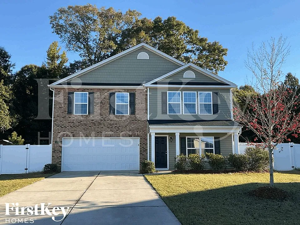 245 Naples Rd