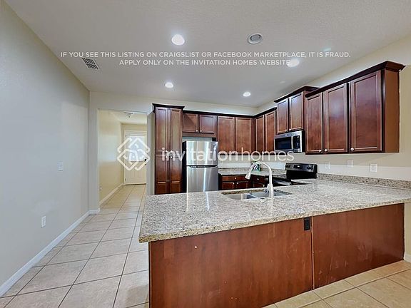 5th image of 7529 Azalea Cove Cir