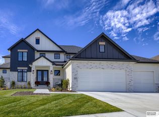 21010 Joseph St, Elkhorn, NE 68022