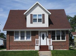 2236 Kroos Ct, Sheboygan, WI 53083