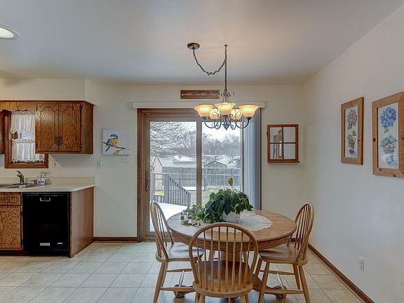 5th image of 2545 Fossil Stone Rd