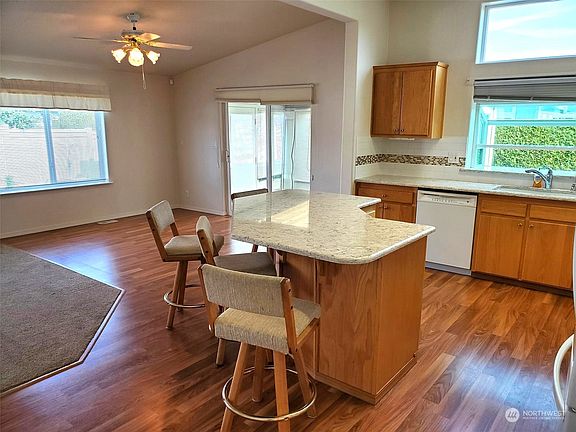 3rd image of 6123 90th Street Ct E