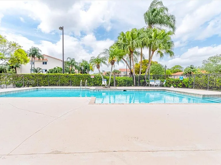 3330 Pinewalk Dr N #1621 — Photo 15