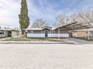 904 E 4th St, Big Lake, TX 76932