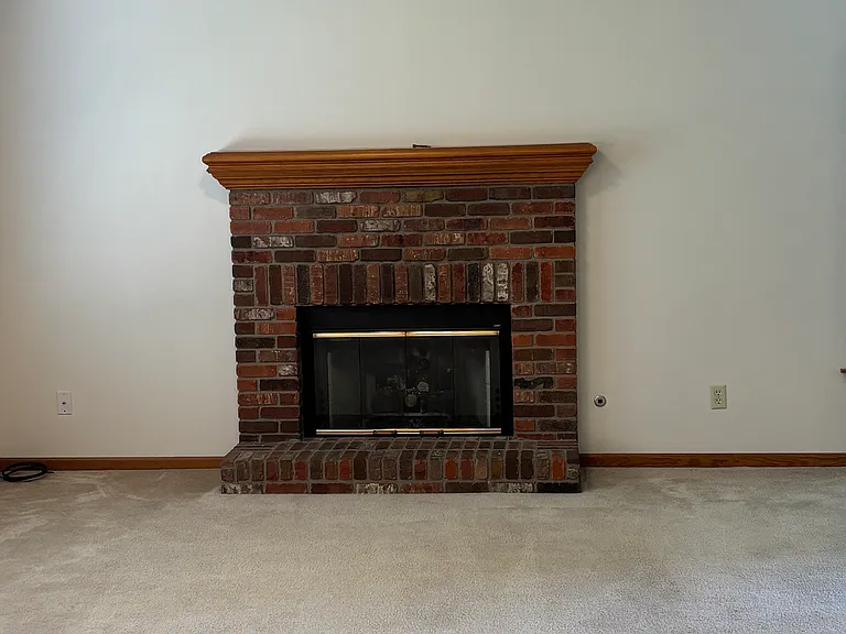 2603 W 30th St — Photo 2
