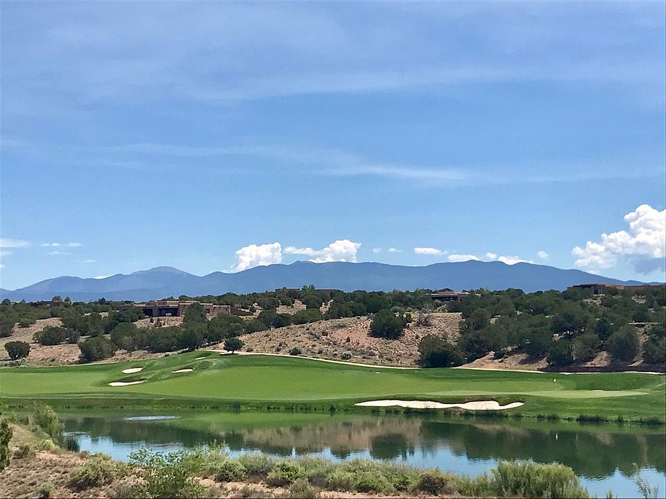 1st image of 16 Hacienda Vaquero