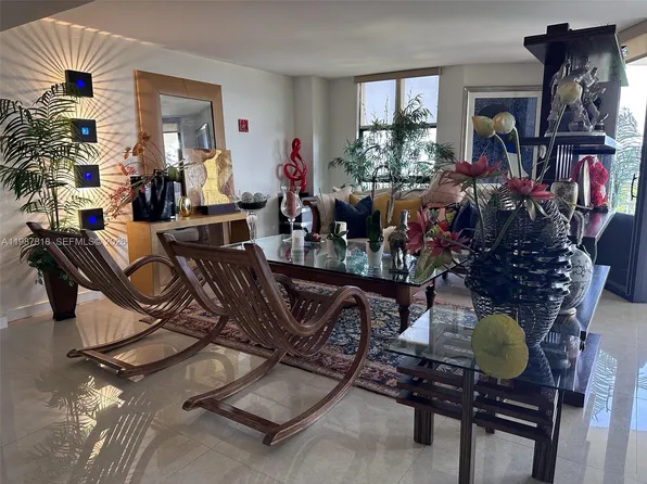1000 Quayside Ter APT 1101, Miami, FL 33138