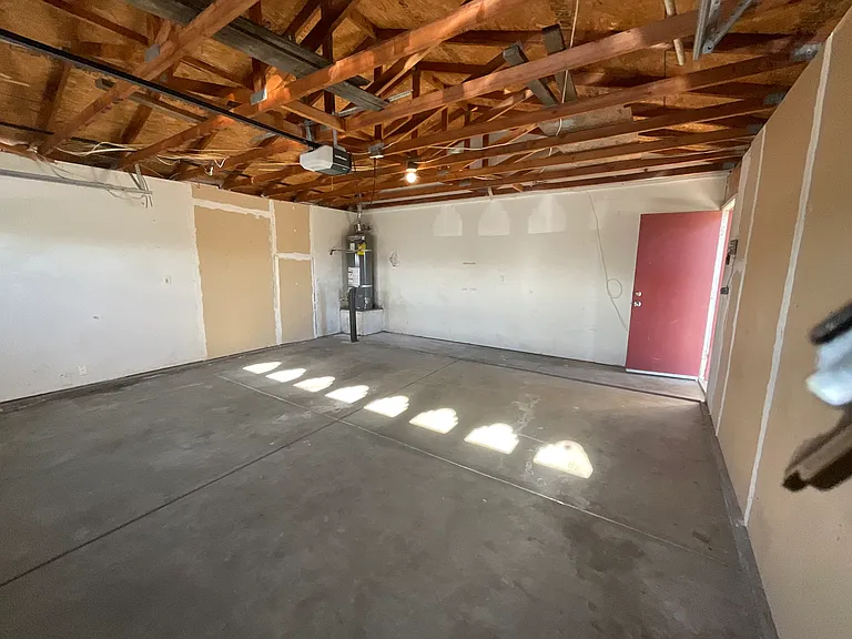 1388 Barcelona Way — Photo 23