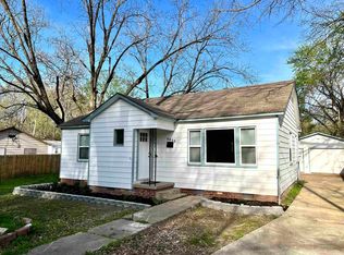 1413 Porter St, Malvern, AR 72104