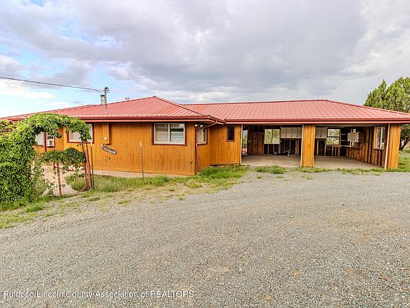 2nd image of 270 Main Rd
