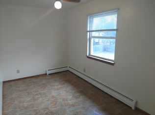 3321 Daisy Ln APT 3, Racine, WI 53405