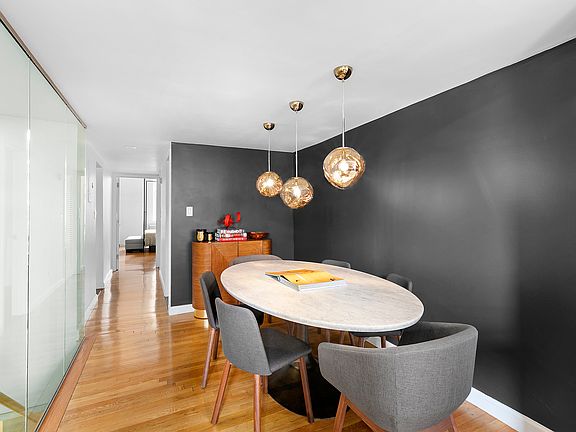 4th image of 305 2nd Ave APT 319