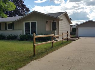 2418 Manitowoc Rd, Green Bay, WI 54311