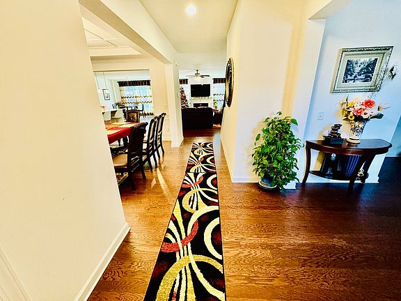 2nd image of 4600 Marena Pl