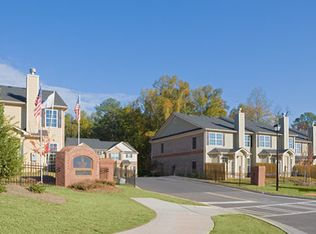 4239 Youngstown Cir, Stone Mountain, GA 30083