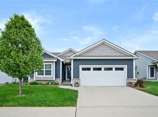 3818 SW Stonehaven Ln, Ankeny, IA 50023