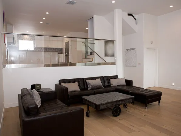 5229 Balboa Blvd Unit 32, Encino, CA 91316