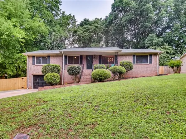 3916 Greenforest Ln, Smyrna, GA 30082
