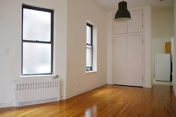 Rented by In Haus LLC | media 14