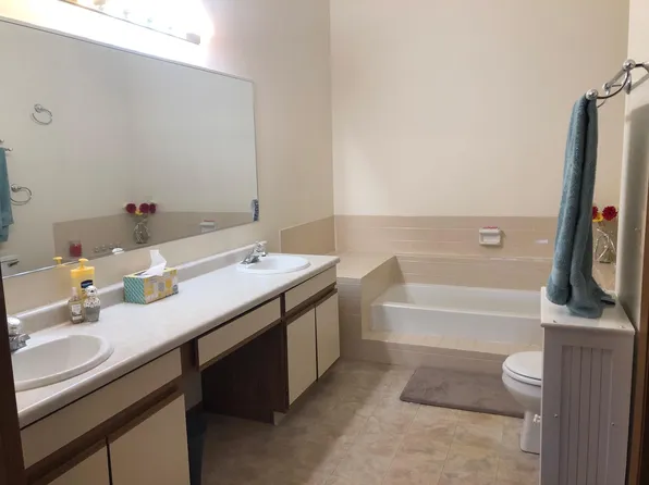 1373 E Evergreen Dr Unit 6, Palatine, IL 60074