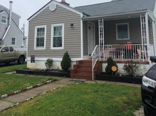 23 Lombardy Dr, Baltimore, MD 21222