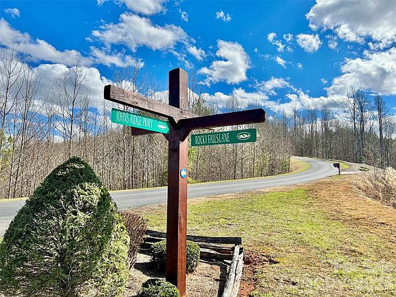 5th image of 149-5673 Rocky Falls Ln #149