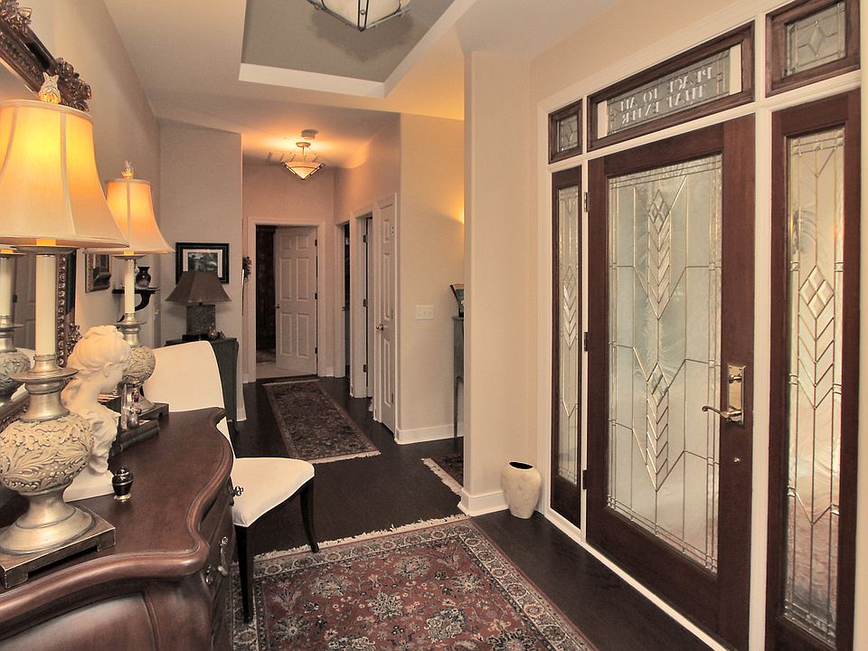 1st image of 62 Barony Cir