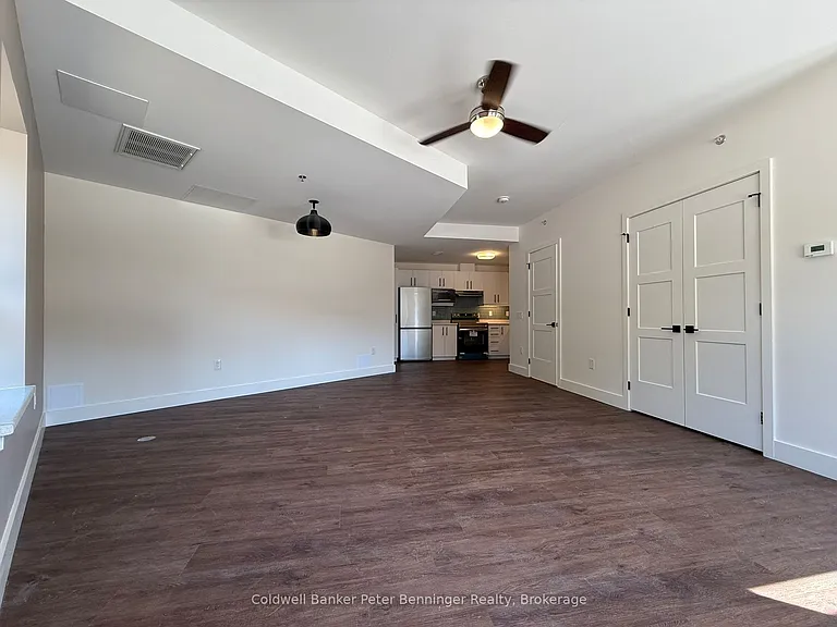 604 Queen St S #109 — Photo 3