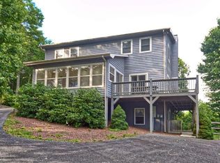 680 Water Tank St, West Jefferson, NC 28694