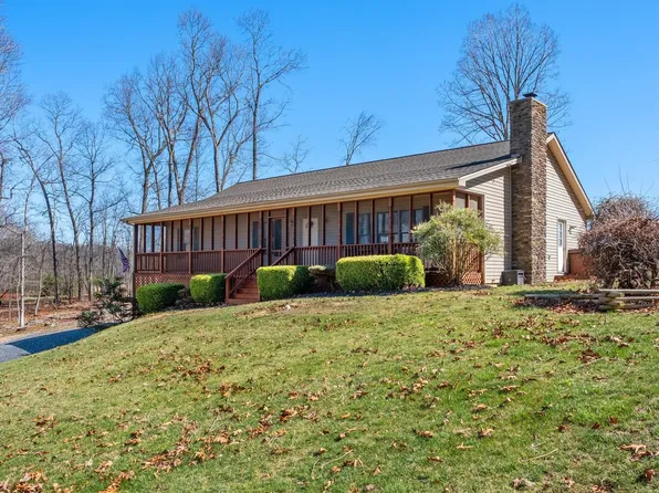 68 Sillings Rd, Churchville, VA 24421