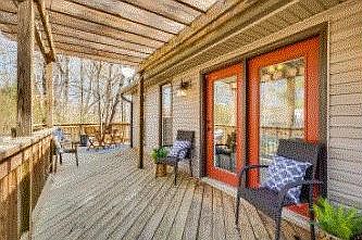 3rd image of 4 Monteray Ct