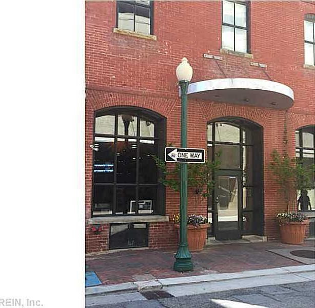 1st image of 111 Tazewell St #303