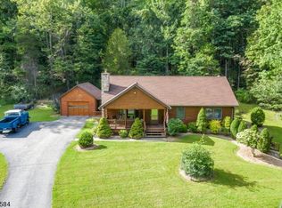 159 Millbrook Rd, Hardwick, NJ 07825