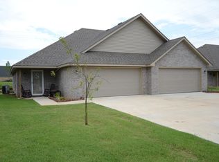3607 SW Deerfield Blvd #1, Bentonville, AR 72712